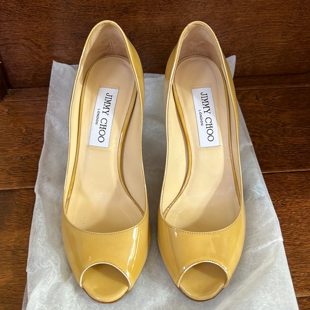5.5 Jimmy Choo 2.5inch heels muted mustard color